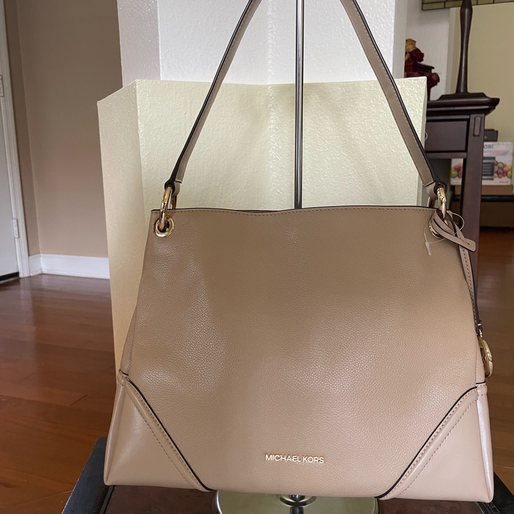 Michael Kors Handbag. Nwt